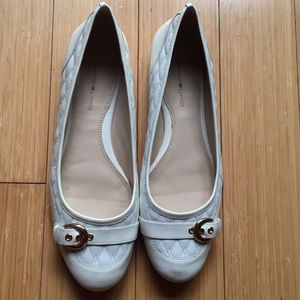 NEVER WORN White Bandolino flats size 9.5